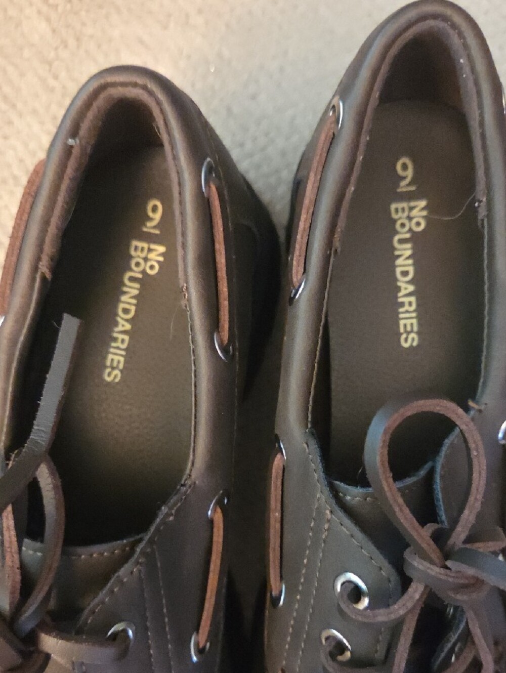 No Boundaries Women’s Brown Lace-Up Boat Shoes with Black Lug Sole Sz 9 - Picture 2 of 11